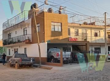 Casa · 386m² · 7 Recámaras · 2 Estacionamientos · Edificio de 4 Departamentos en Venta en Nuevo México