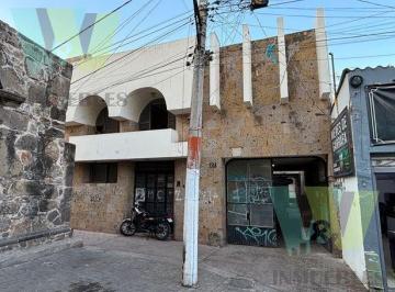 Casa · 275m² · 4 Recámaras · 4 Estacionamientos · Casa con Excedente de Terreno en Tonalá Centro