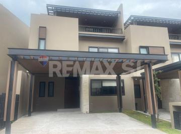 Casa de 3 habitaciones, El Marqués · Rcra Casa Renta Amueblada - Villa Carriedo
