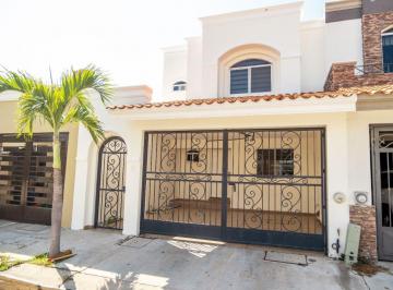Casa de 3 habitaciones, Mazatlán · Casa en Venta en Real del Valle Mazatlán | Coto Privado con Alberca | Cerca de Galerías Mazatlán