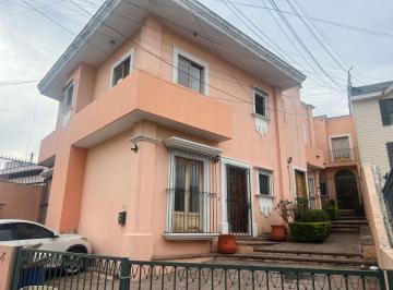 Casa de 3 habitaciones, Zapopan · Jardines Universidad, Casa Sobre Naciones Unidas a Cuadra y Media de Patria, Cerca de La Uag