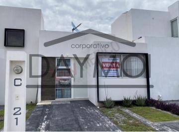 Casa en condominio de 3 habitaciones, Corregidora · Casa en Casa Num Int a - 32 Regimen en Cond Helios 1 Unida Cond Helios Av La Vida Num 109.