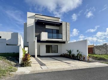 Casa · 209m² · 3 Recámaras · 2 Estacionamientos · Casa Nueva en Venta Lomas de La Rioja