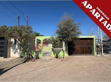 N/A · Amplia Casa en Renta