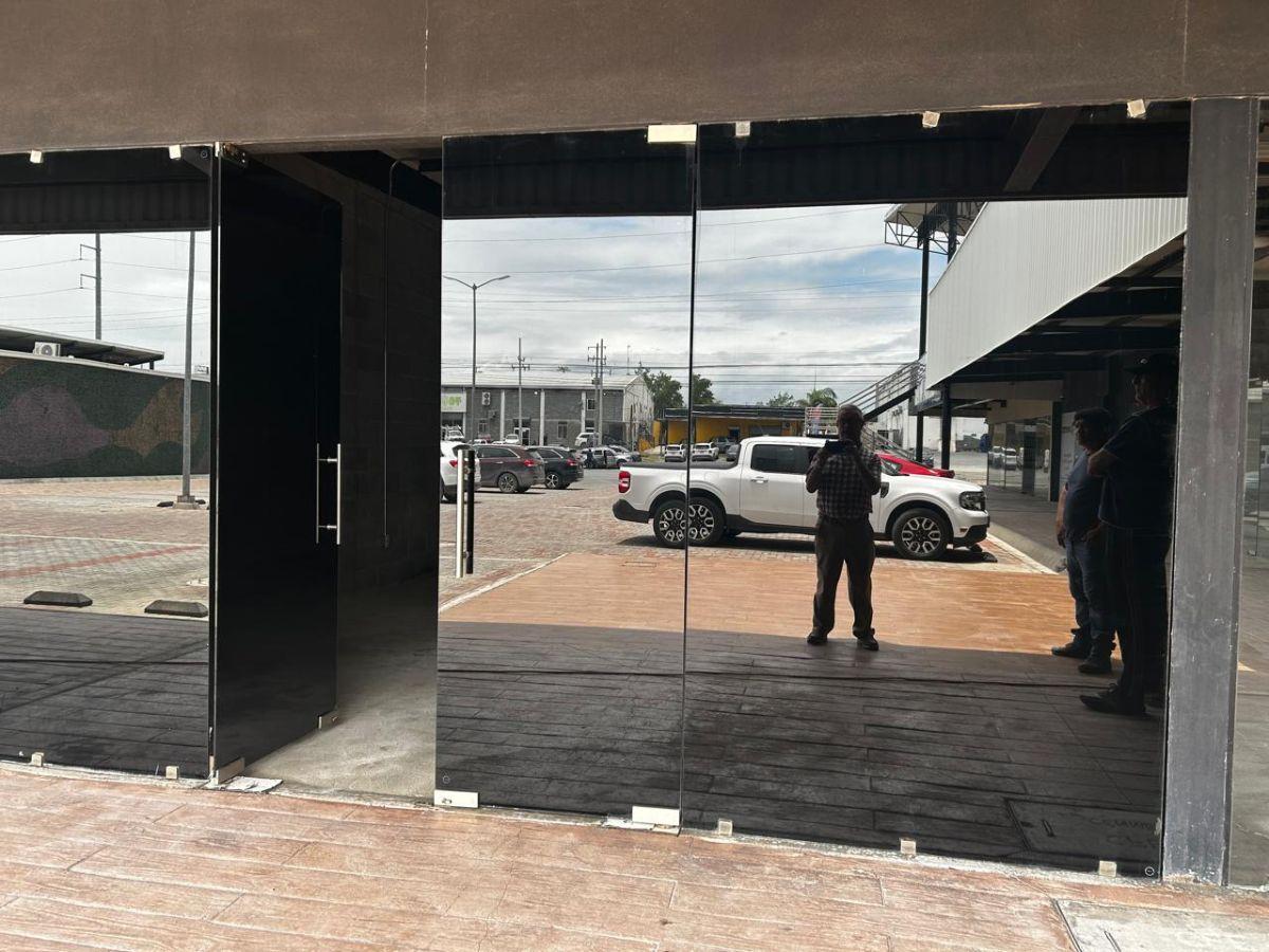 Commercial Space of 50 m&sup2; for Rent in Pesquería