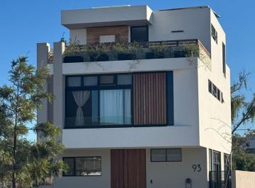 Casa en condominio de 4 habitaciones, Zapopan · Casa en Venta Dentro de Coto Parques Vallarta