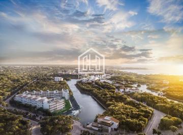 Departamento · 139m² · 3 Recámaras · 2 Estacionamientos · Penthouse en Venta en Puerto Aventuras de 3 Habitaciones con Marina y Rooftop