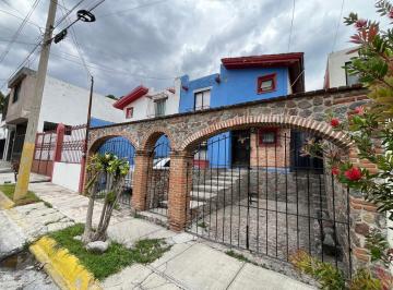 Casa · 131m² · 3 Recámaras · 2 Estacionamientos · Casa en Venta, Cerca de Paseo Destino