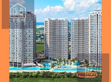 Departamento · 58m² · 1 Recámara · 1 Estacionamiento · Departamento de 1 Recámara con Terraza en Cancún. Jacuzzi, Gym, Albercas. Ideal Para Airbnb