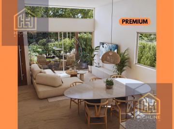 Villa · 290m² · 3 Recámaras · 2 Estacionamientos · Villa de 3 Habitaciones con Terraza en Playa del Carmen. Casa Club, Alberca, Padel, Gym.