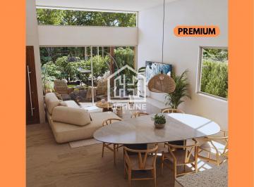 Villa · 290m² · 3 Recámaras · 2 Estacionamientos · Villa de 3 Habitaciones con Terraza en Playa del Carmen. Casa Club, Alberca, Padel, Gym.