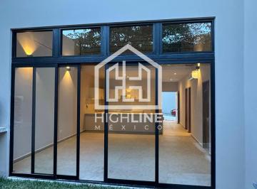 Casa · 166m² · 3 Recámaras · 2 Estacionamientos · Última Casa 3 Recámaras con Terraza y Alberca Privada. entrega Inmediata. Financiamiento Directo