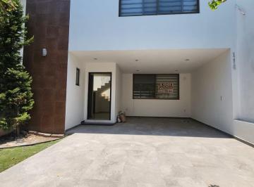 Casa de 3 habitaciones, León · Casa en Venta: El Mayorazgo