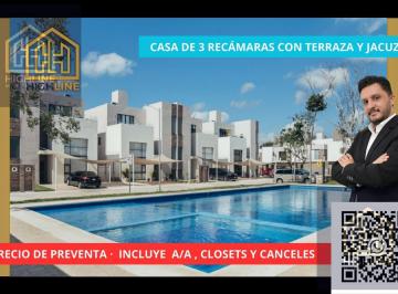 Casa · 212m² · 3 Recámaras · 2 Estacionamientos · Oportunidad en Preventa. Casa de 3 Recámaras, 3 Niveles, Terraza con Jacuzzi. Playa del Carmen