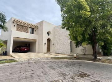 07f8975f23a1e47aebb07c2c8873b1f0cdf0a80fa0bfa0ba81b707e1791881a0 · Encantadora Casa Llena de Luz en El Yucatán Country Club