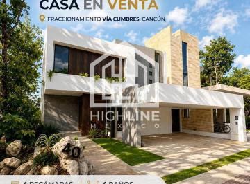 Casa · 350m² · 2 Estacionamientos · Casa en Venta en Vía Cumbres | 350 m² Construcción | Alberca Privada | $10,990,000 Mxn