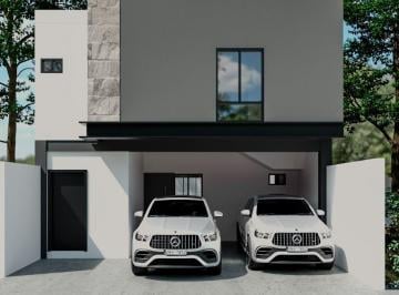 Casa de 4 habitaciones, Saltillo · Casa en Venta en Privanzas Mirasierra