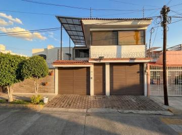 Casa de 3 habitaciones, Tlalnepantla de Baz · Venta de Casa en Tlanepantla de Baz Estado de Mexico U Hab Jardines de Santa Monica