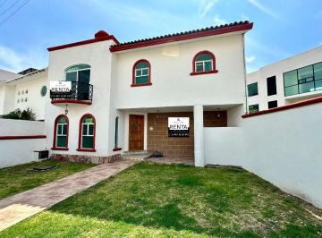 Casa en condominio de 3 habitaciones, Querétaro · Renta Casa Milenio III Jardin Cerca Colegios Centro Sur B Quintana