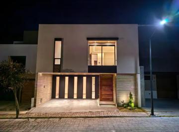 Casa · 248m² · 3 Recámaras · 2 Estacionamientos · Casa Blvd. de Los Lagos, Lomas de Angelópolis, III, 72865 Santa Clara Ocoyucan, Pue.