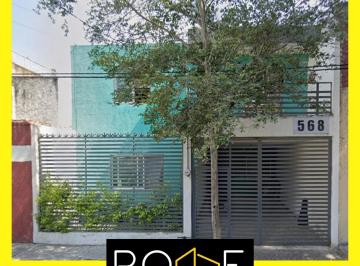 Casa de 4 habitaciones, San Pedro Tlaquepaque · Casa en Venta en Leandro Valle Colonia Lindavista en Tlaquepaque Jalisco