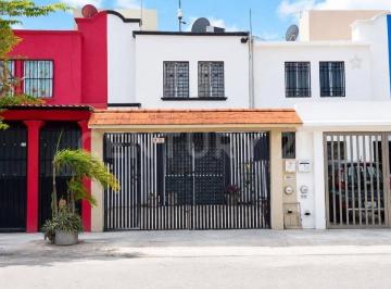 Casa · 87m² · 3 Recámaras · 1 Estacionamiento · Casa en Venta Haciendas del Caribe, Cancun