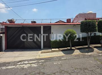 Casa · 243m² · 3 Recámaras · 2 Estacionamientos · Casa en Venta en Las Alamedas, Atizapan de Zaragoza, Edo Mex