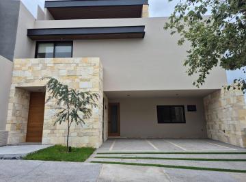 Casa · 382m² · 4 Recámaras · 2 Estacionamientos · Casa Lomas del Pedregal
