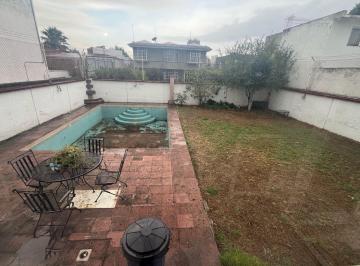 Casa · 576m² · 4 Recámaras · 4 Estacionamientos · Casa en Venta en Ciudad Satelite, Naucalpan