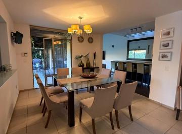 Casa · 148m² · 3 Recámaras · 2 Estacionamientos · Casa en Renta Amueblada en Privanza Gratamira