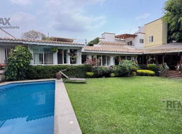 Casa · 433m² · 3 Recámaras · 2 Estacionamientos · Casa en Venta en Vista Hermosa. Cuernavaca, Morelos. Clave 6250