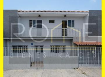 Casa de 4 habitaciones, Zapopan · Casa en Venta en Calle Insurgentes Colonia San Isidro Ejidal en Zapopan Jalisco