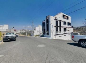 Terreno / Lote , Corregidora · Terreno en Esquina a 3 Minutos del Libramiento Sur Poniente | Corregidora