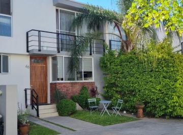 Casa en condominio de 3 habitaciones, Zapopan · Casa en Renta, Coto Villa Serena, Bugambilias