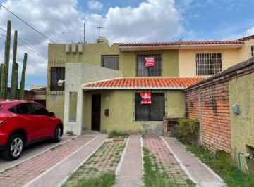 1 · Casa en Venta en Canteras de San José Al Poniente de Aguascalientes