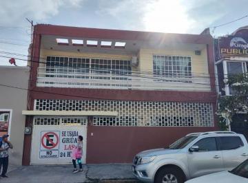 Casa de 4 habitaciones, Veracruz · Casa en El Centro Historico del Puerto de Veracruz. Ideal Para Agencia Aduanal, Guarderia, Etc.