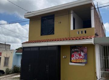Casa · 51m² · 4 Recámaras · Casa en Venta