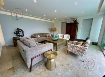 Casa · 400m² · 5 Recámaras · 4 Estacionamientos · Casa en Venta Barona, Cuernavaca, Morelos