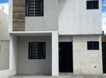 Casa de 3 habitaciones, Ramos Arizpe · Casa en Renta en Lomas del Valle III Saltillo | 3 Recámaras | Privada | Equipada | Patio Amplio