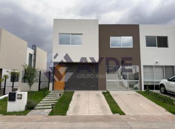 Casa de 3 habitaciones, Zapopan · Casa en Venta en Colinas de San Isidro Int. 54