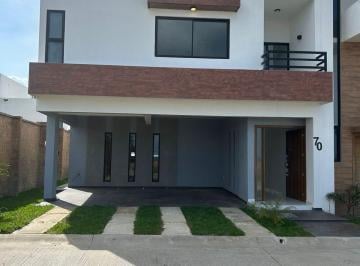 Casa · 201m² · 3 Recámaras · 2 Estacionamientos · Casa - Punta Tiburón