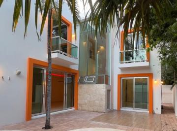 Casa de 4 habitaciones, Benito Juárez · Casa de 4 Recámaras en Renta en Residencial Cumbres