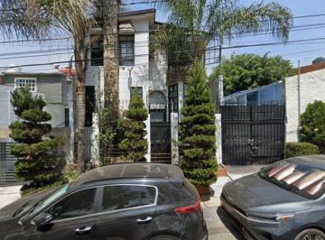 Casa de 3 habitaciones, Atizapán de Zaragoza · Casa en Venta en Atizapan de Zaragoza, Edo. de Mexico