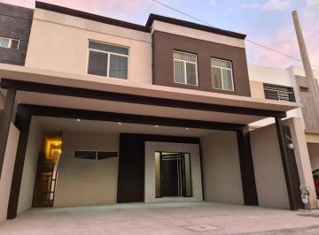 Casa de 3 habitaciones, Saltillo · Casa Amueblada en Renta en Las Quintas Saltillo | 3 Recámaras | Patio con Palapa