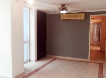 Oficina · 98m² · 1 Estacionamiento · Oficina en Venta en Torre Azul, Av Zaragoza con Equina 5 de Febrero