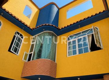 Casa · 450m² · 5 Recámaras · 4 Estacionamientos · Casa en Venta Residencial Lomas de Cristo, Texcoco.