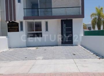 Casa en condominio · 178m² · 3 Recámaras · 2 Estacionamientos · Las Fuentes 57