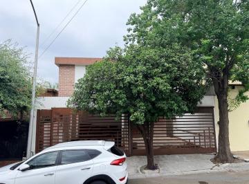 Casa de 4 habitaciones, Monterrey · Casa en Venta en Cumbres 2do Sector, Monterrey, Nuevo León.
