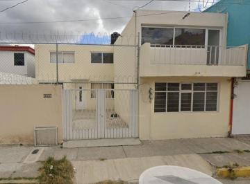 Casa de 4 habitaciones, Puebla · Casa en Venta en Jardines de San Manuel, Heroica Puebla de Zaragoza, Puebla. Cll