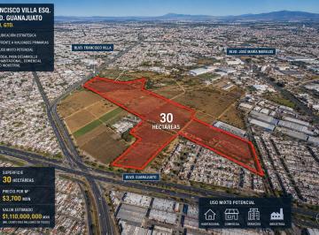 Terreno / Lote · 300000ha · Terreno en Venta en Blvd Francisco Villa Esqina Blvd Guanajuato León Guanajuato
